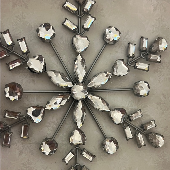 NWOT Silver Snowflake Wall Art - Picture 4 of 4
